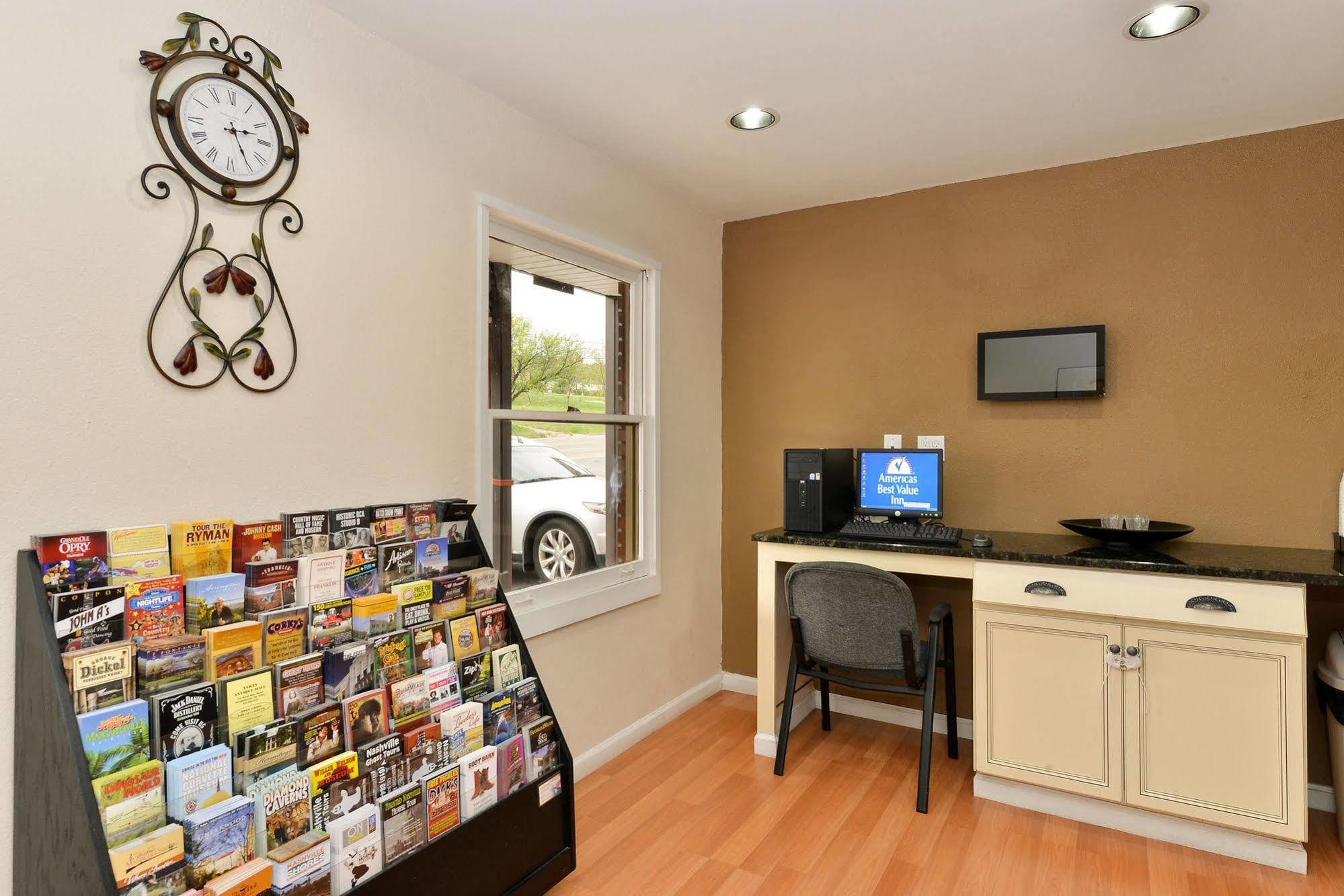 Americas Best Value Inn Near Downtown Nashville Bagian luar foto